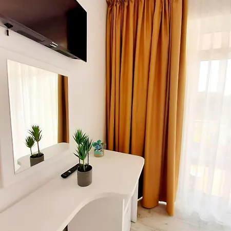 Tasos - With View * エフォリエ・ノルド