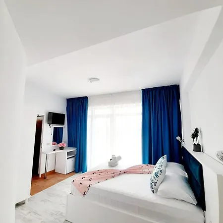 Tasos - With View エフォリエ・ノルド